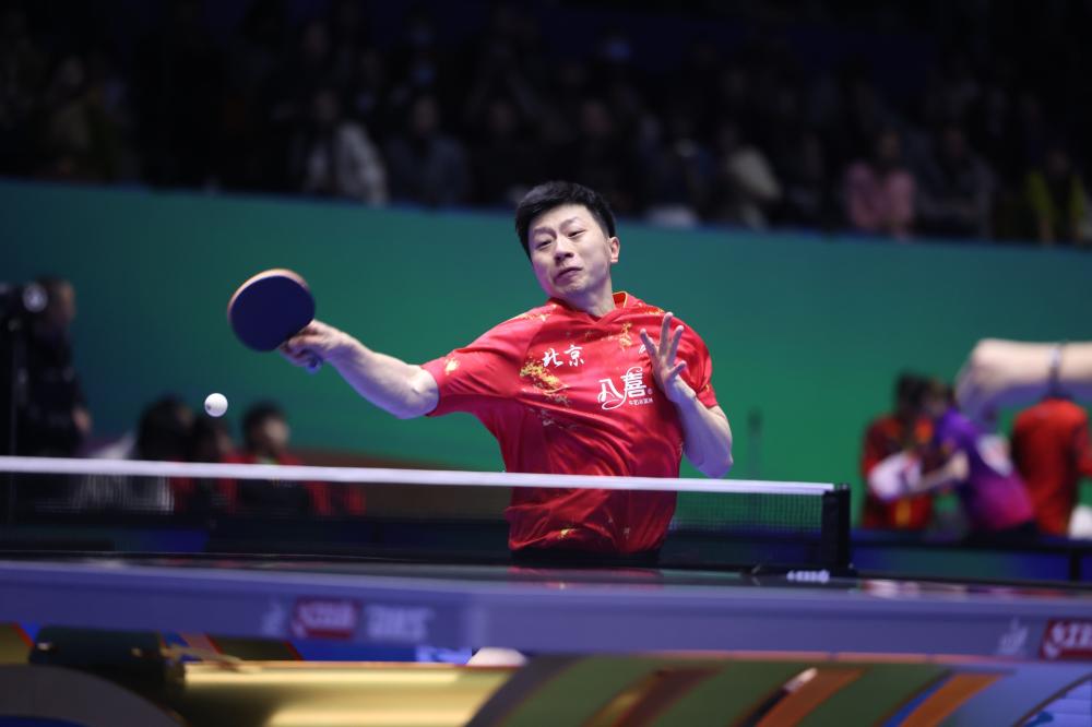 巴萨严打黄牛票！百起转售案震撼揭露，法兰克福战役前瞻